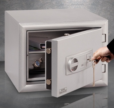 Burg Wachter MTD 780 K kulcsos T�z�ll� P�nc�lszekr�ny